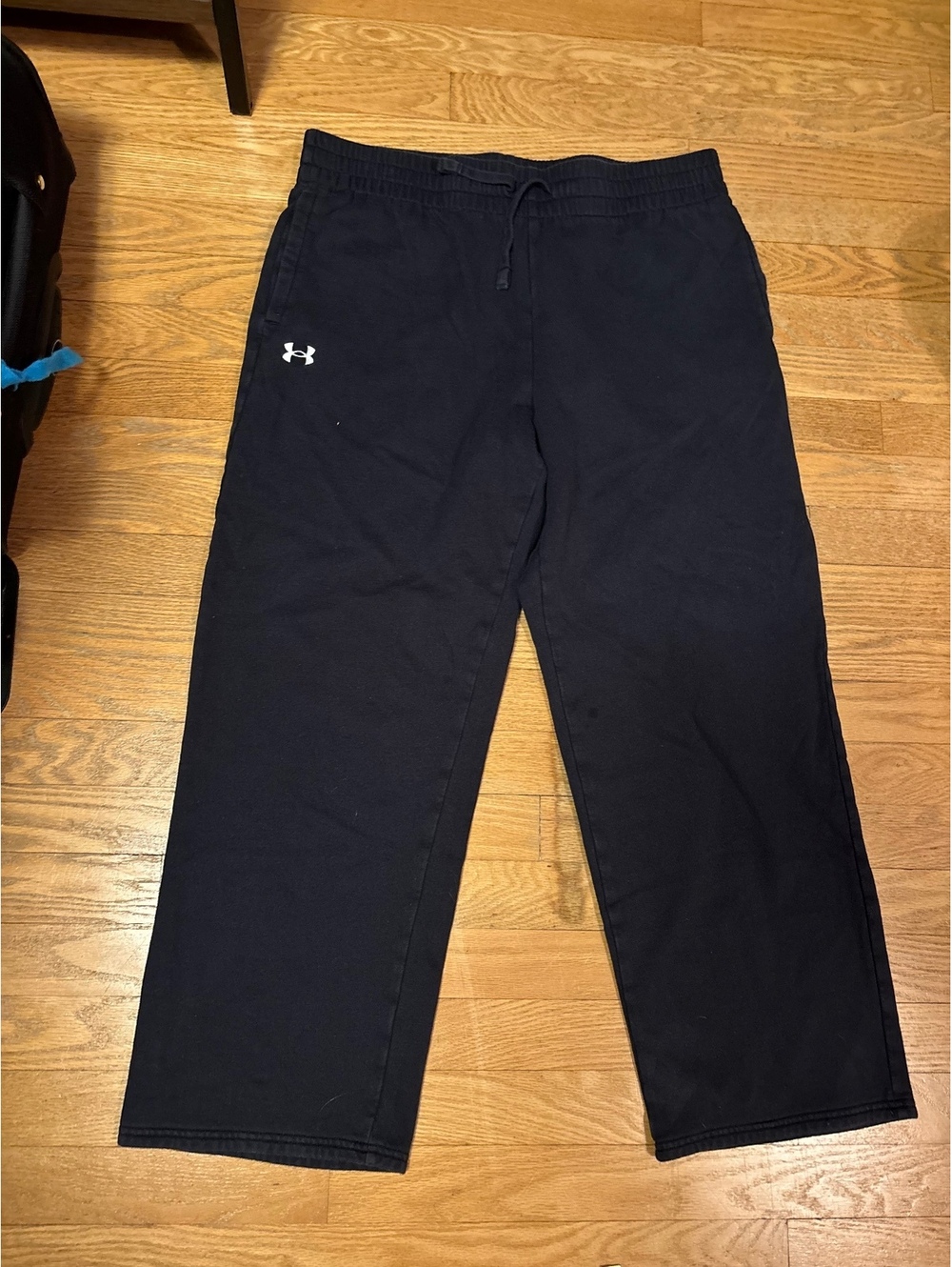 Under Armour Men's Black Sweatpants Size Large